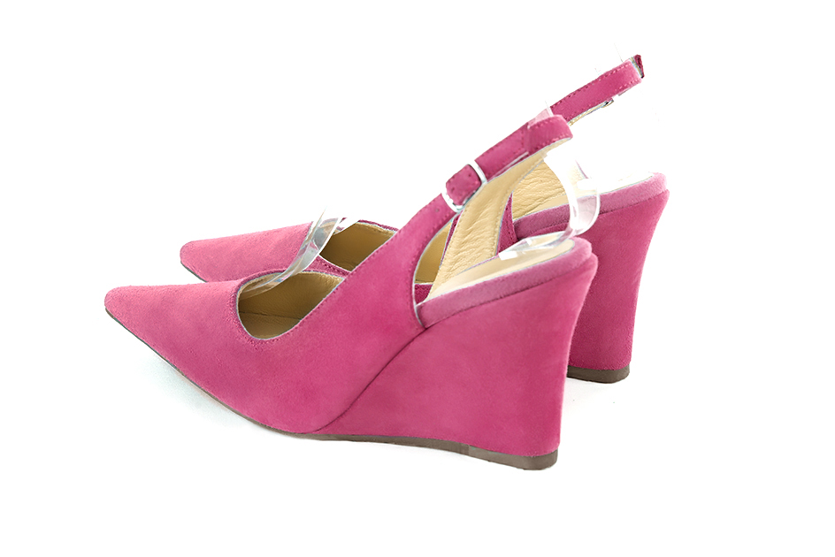 Women's fuschia pink slingback dress shoes. Pointed toe. High wedge heels - Rear view